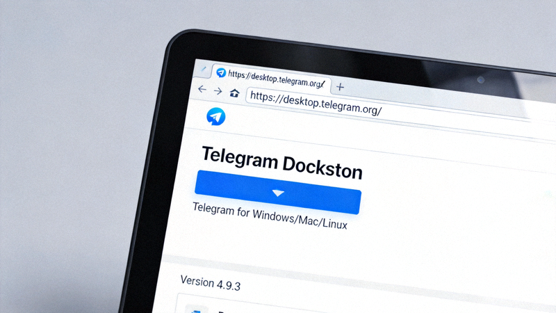 步骤一截图：浏览器中打开的Telegram Desktop官方网站页面，显示下载按钮和版本信息